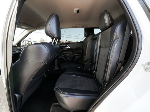 2024 Mitsubishi Outlander SE - 23094950 - 29