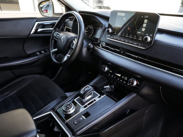 2024 Mitsubishi Outlander SE - 23094950 - 37