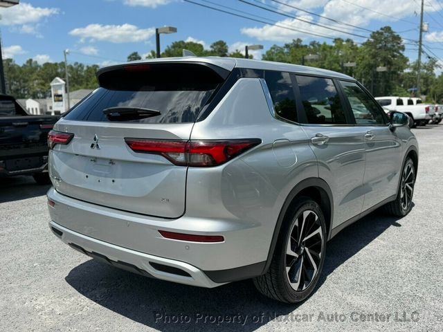 2024 Mitsubishi Outlander SE 2WD's photo