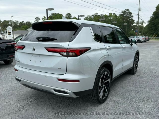 2024 Mitsubishi Outlander SE 2WD's photo