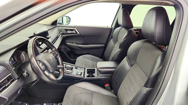 2024 Mitsubishi Outlander SE FWD - 22971702 - 19