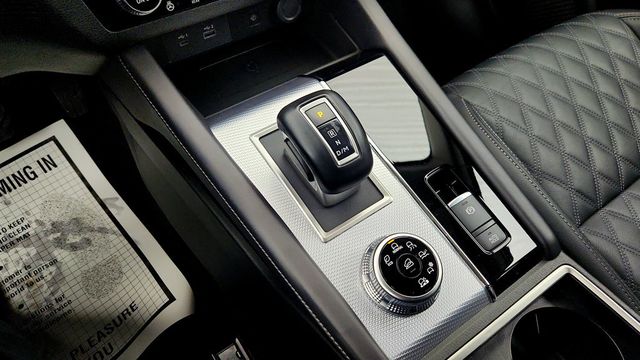 2024 Mitsubishi Outlander SEL S-AWC with Touring Package - 22999105 - 16