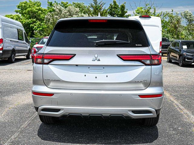 2024 Mitsubishi Outlander Plug-in Hybrid