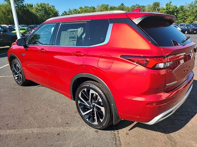 2024 Mitsubishi Outlander Plug-in Hybrid