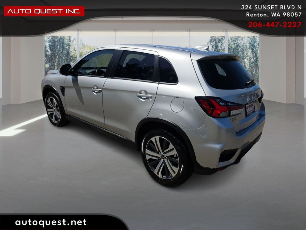 Mitsubishi Outlander Sport photo 7