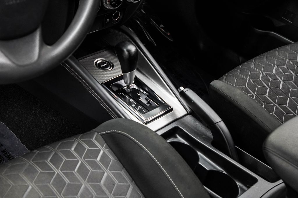 Mitsubishi Outlander Sport photo 20