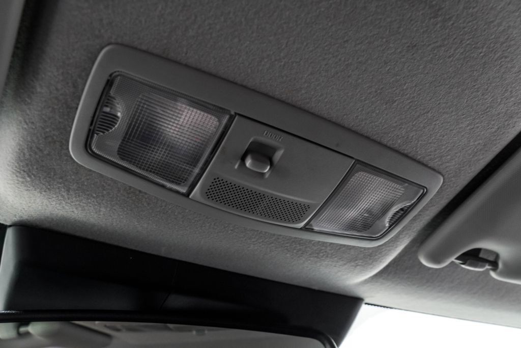 Mitsubishi Outlander Sport photo 37