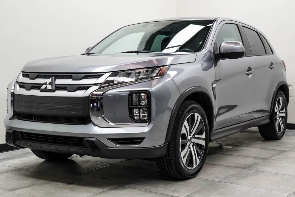 Mitsubishi Outlander Sport photo 8