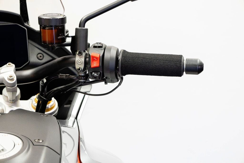 2024 MOTO GUZZI V100 Mandello S SPORT TOURING BIKE!! - 23042217 - 10