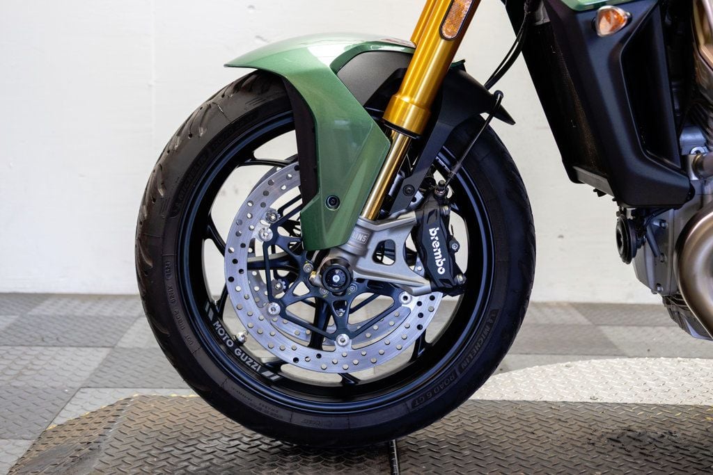 2024 MOTO GUZZI V100 Mandello S SPORT TOURING BIKE!! - 23042217 - 17