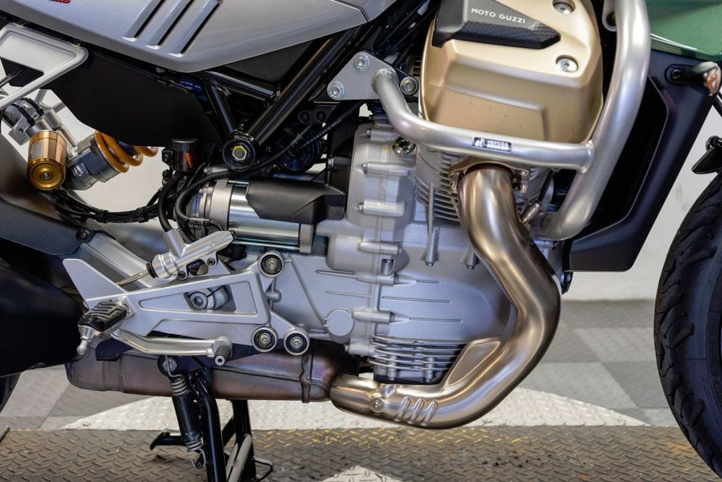2024 MOTO GUZZI V100 Mandello S SPORT TOURING BIKE!! - 23042217 - 20