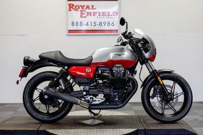2024 MOTO GUZZI V7 Stone Corsa