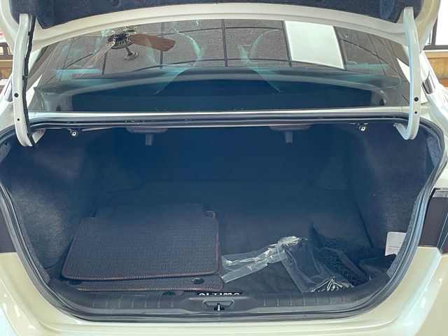 2024 Nissan Altima 2.0 SR Sedan - 23005365 - 18