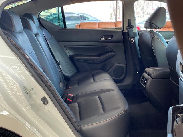 2024 Nissan Altima 2.0 SR Sedan - 23005365 - 19