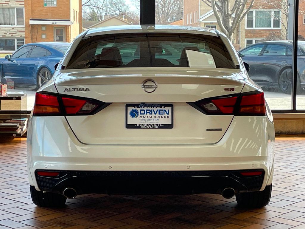 2024 Nissan Altima 2.0 SR Sedan - 23005365 - 8