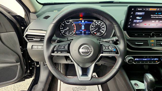 2024 Nissan Altima 2.0 SR Sedan - 23005797 - 13