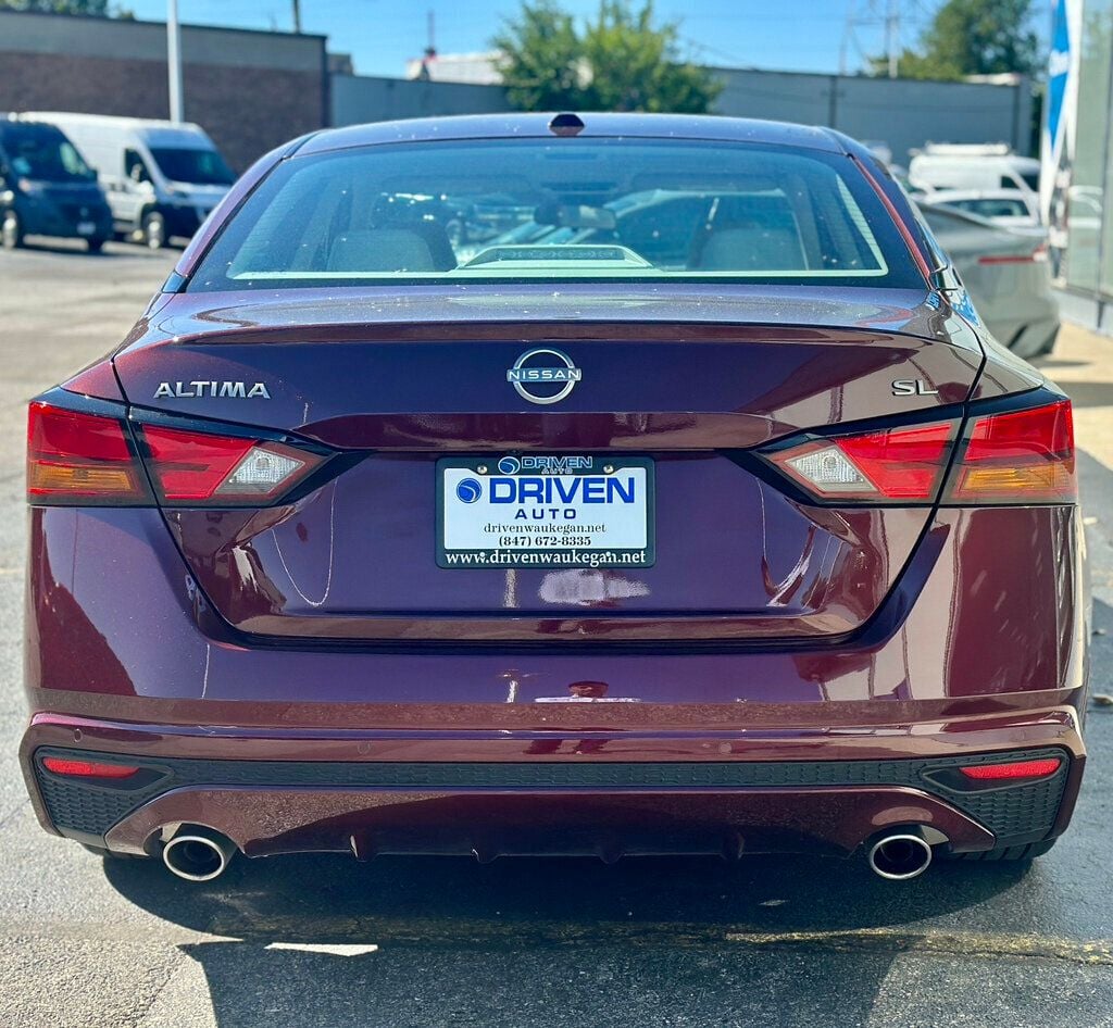 2024 Nissan Altima 2.5 SL Sedan - 22611224 - 3