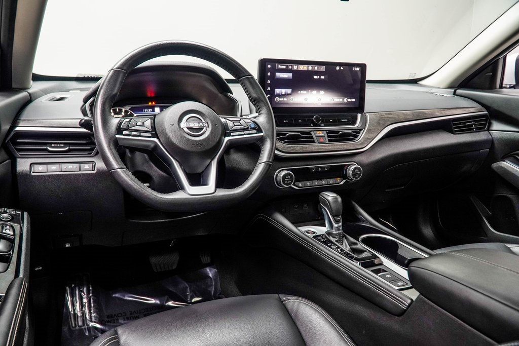 2024 Nissan Altima 2.5 SL photo 4