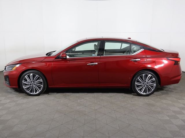 2024 Nissan Altima 2.5 SL Sedan - 22957969 - 17