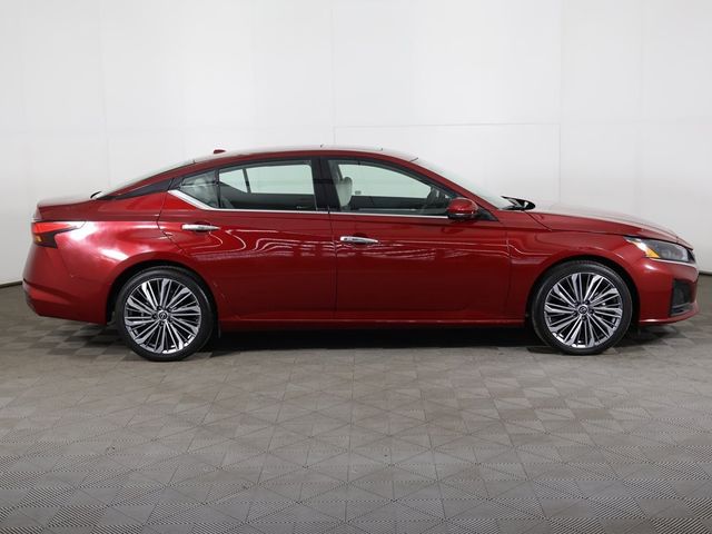 2024 Nissan Altima 2.5 SL Sedan - 22957969 - 18