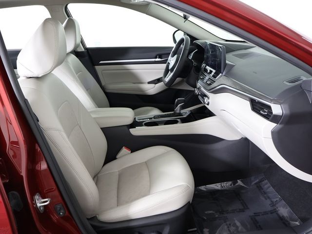 2024 Nissan Altima 2.5 SL Sedan - 22957969 - 30