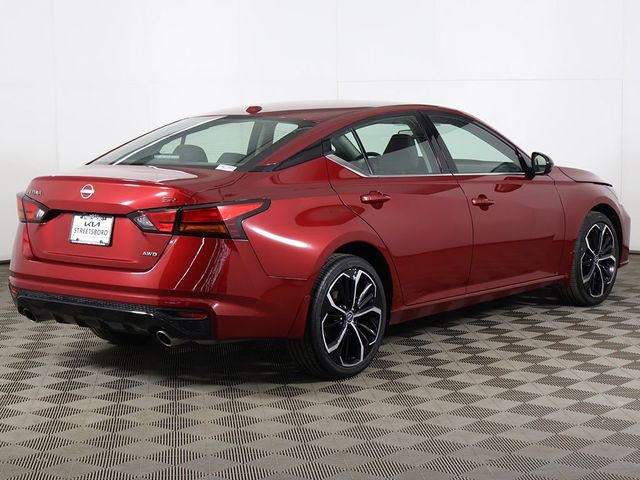 2024 Nissan Altima 2.5 SR AWD Sedan - 23017695 - 9
