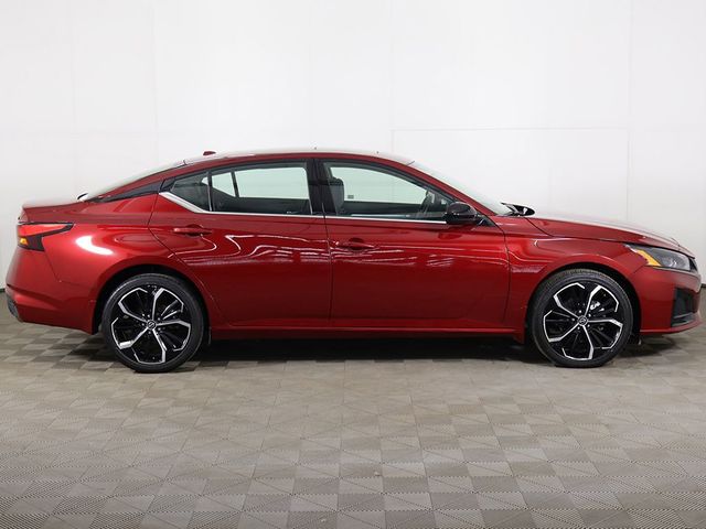 2024 Nissan Altima 2.5 SR AWD Sedan - 23017695 - 16