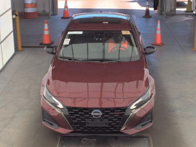 2024 Nissan Altima 2.5 SR AWD Sedan - 23017695 - 2