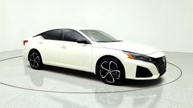 2024 Nissan Altima 2.5 SR AWD Sedan - 23049028 - 2