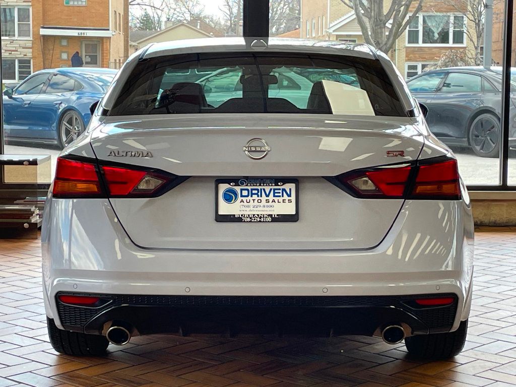 2024 Nissan Altima 2.5 SR Sedan - 23009251 - 8