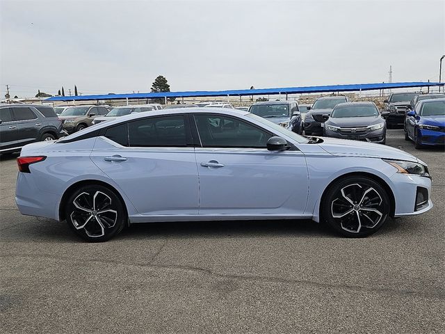 2024 Nissan Altima 2.5 SR Sedan - 22958640 - 4