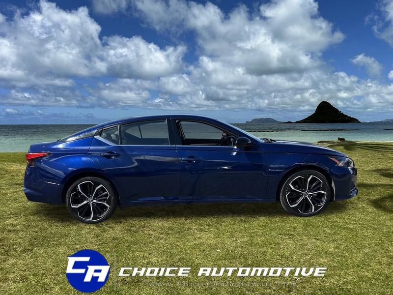 2024 Nissan Altima 2.5 SR Sedan - 22936374 - 8