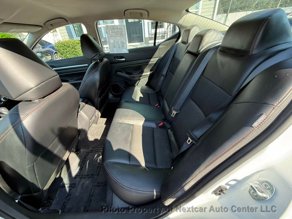 2024 Nissan Altima 2.5 SR photo 14