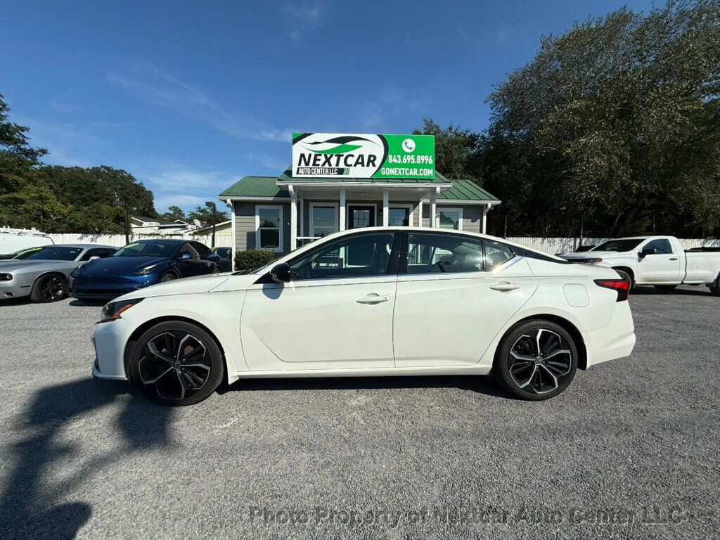 2024 Nissan Altima 2.5 SR photo 2