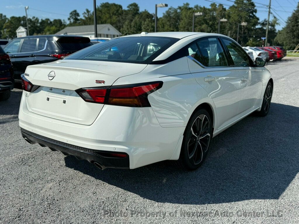 2024 Nissan Altima 2.5 SR photo 5