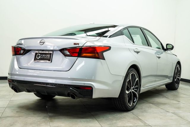 2024 Nissan Altima 2.5 SR Sedan - 23033318 - 11