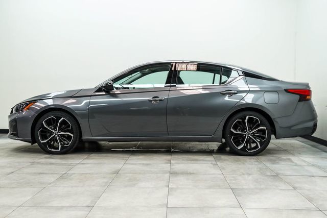 2024 Nissan Altima 2.5 SR Sedan - 23033319 - 7