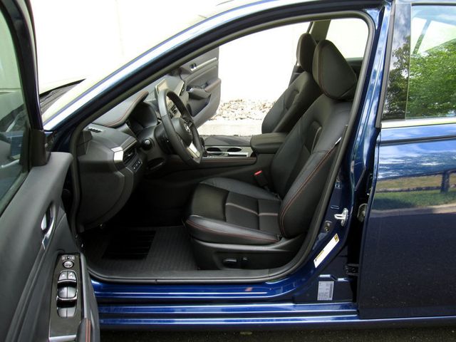 2024 Nissan Altima 2.5 SR Sedan - 23032333 - 16