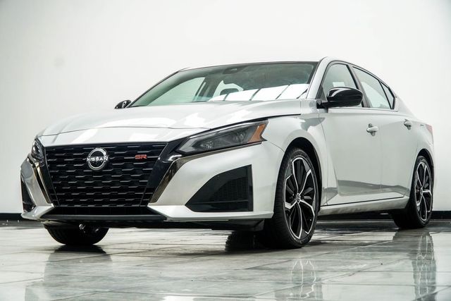 2024 Nissan Altima 2.5 SR Sedan - 23033301 - 7