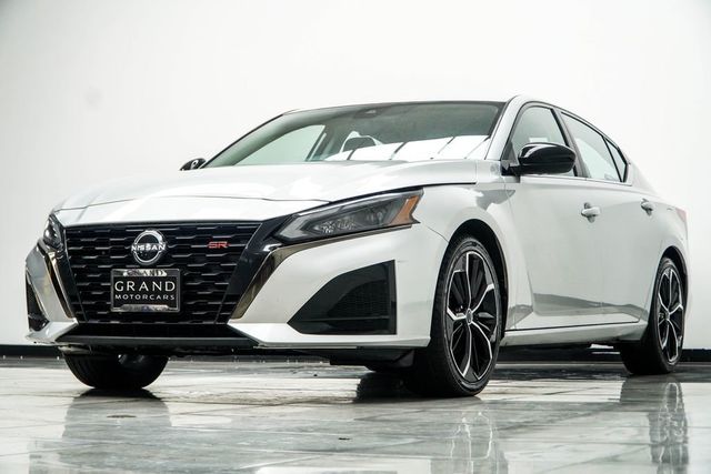 2024 Nissan Altima 2.5 SR Sedan - 23036964 - 7
