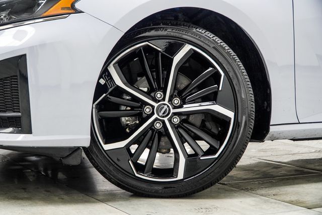 2024 Nissan Altima 2.5 SR Sedan - 23093965 - 2