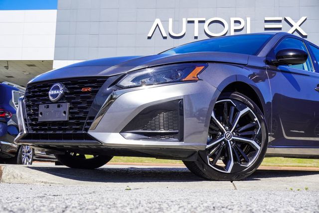 2024 Nissan Altima 2.5 SR Sedan - 22996922 - 1