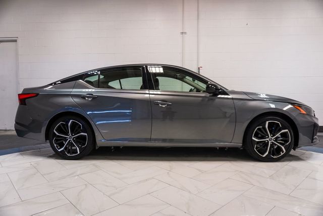 2024 Nissan Altima 2.5 SR Sedan - 22996922 - 34