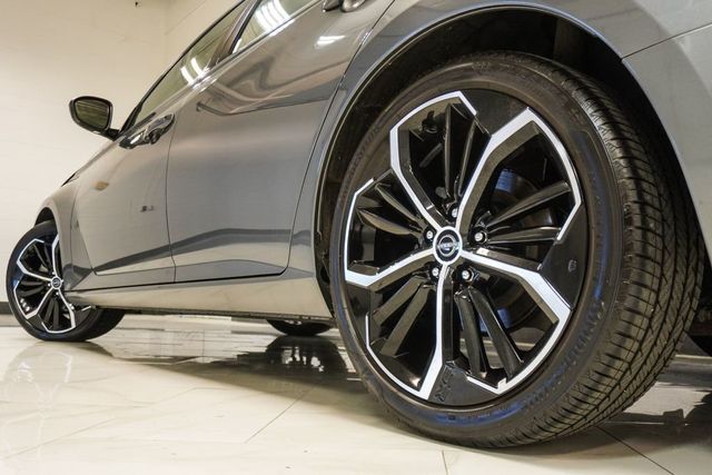 2024 Nissan Altima 2.5 SR Sedan - 22996922 - 35