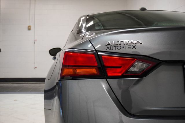 2024 Nissan Altima 2.5 SR Sedan - 22996922 - 39