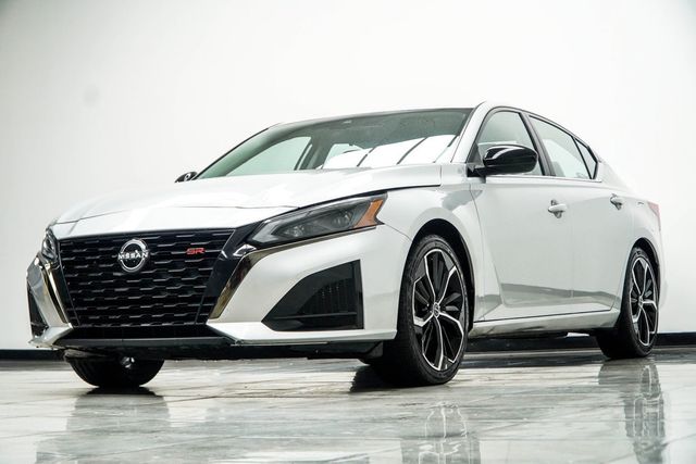 2024 Nissan Altima 2.5 SR Sedan - 23033305 - 8