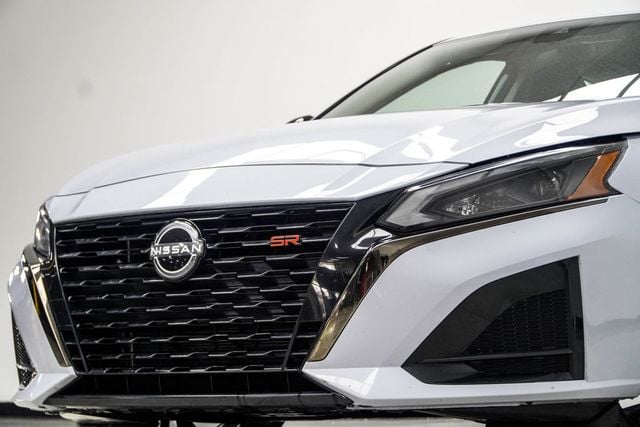 2024 Nissan Altima 2.5 SR Sedan - 23034808 - 1