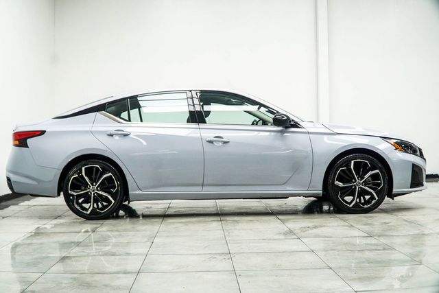 2024 Nissan Altima 2.5 SR Sedan - 23034808 - 5