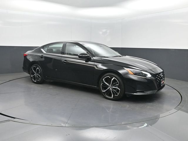 2024 Nissan Altima 2.5 SR Sedan - 23062751 - 30
