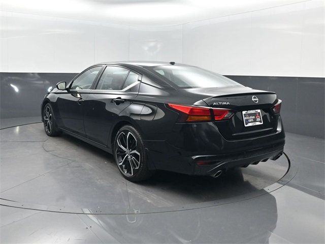 2024 Nissan Altima 2.5 SR photo 3